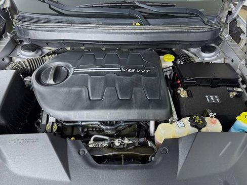 Used 2021 Jeep Cherokee Limited image 29