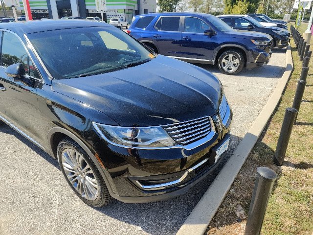 Used 2018 Lincoln MKX Reserve w/ Lincoln MKX Climate Package FWD image 22