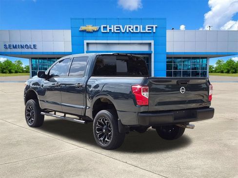 Used 2017 Nissan Titan S RWD image 3