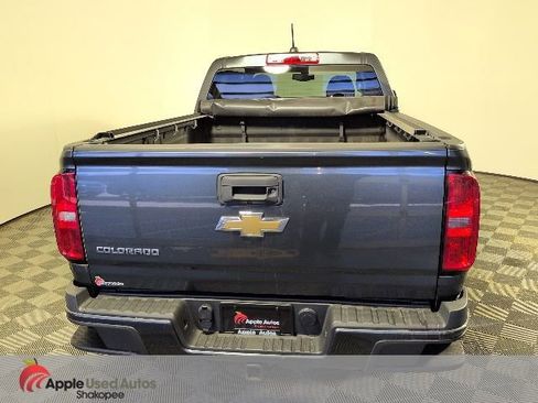 Used 2015 Chevrolet Colorado Z71 image 10