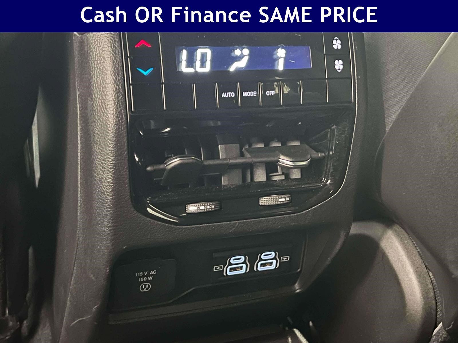 Used 2025 Jeep Grand Cherokee L Laredo w/ Luxury Tech Group I AWD/4WD image 16