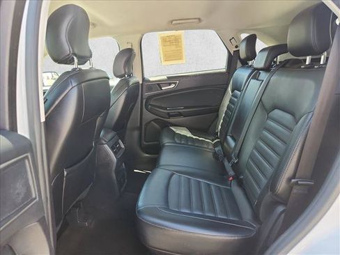 Used 2017 Ford Edge SEL w/ Equipment Group 201A AWD/4WD image 13