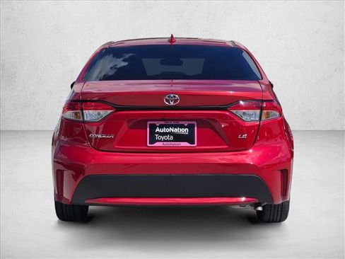 Used 2021 Toyota Corolla LE FWD image 7