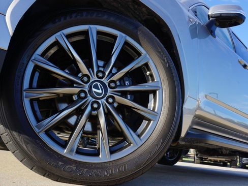 Used 2023 Lexus LX 600 F Sport image 11