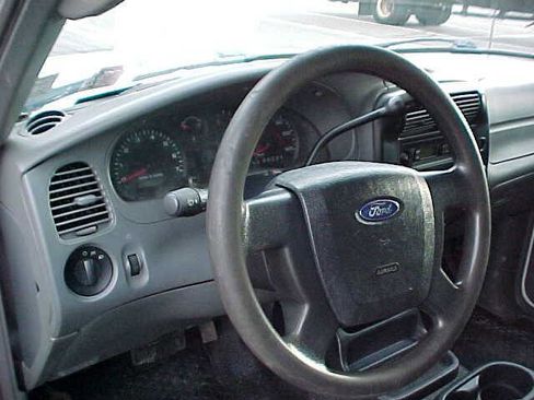 Used 2010 Ford Ranger XLT RWD image 12