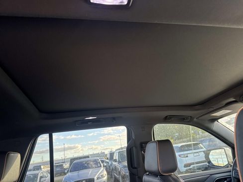 Used 2022 GMC Yukon AT4 image 10