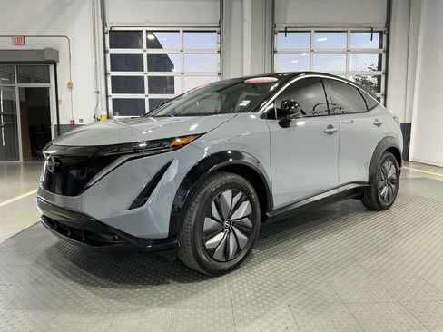 Used 2024 Nissan Ariya FWD image 2
