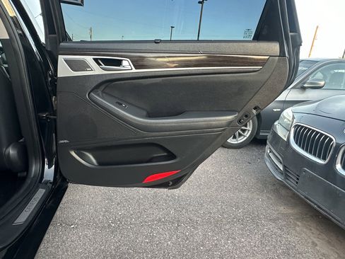Used 2018 Genesis G80 3.8 w/ Option Group 02 RWD image 15