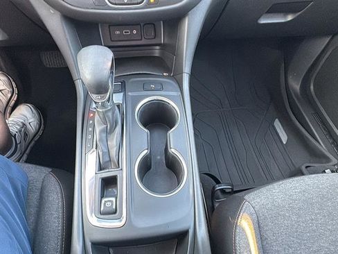 Certified 2023 Chevrolet Equinox LT w/ LPO, Floor Liner Package image 24