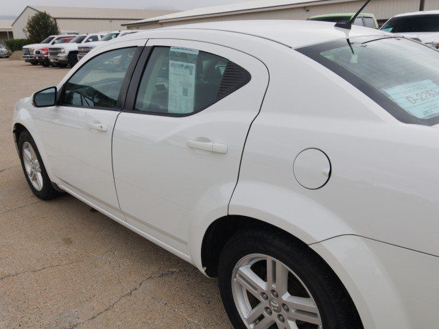 Used 2010 Dodge Avenger Express FWD image 8