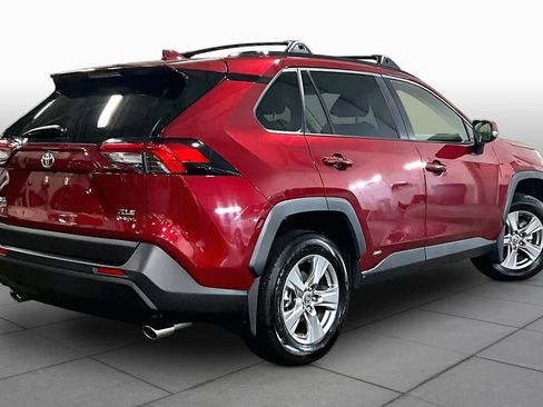 Used 2025 Toyota RAV4 XLE w/ Convenience Package AWD/4WD image 13