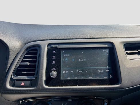 Used 2019 Honda HR-V Sport image 15