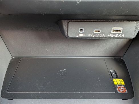 Certified 2025 Subaru Forester Touring w/ Protection Package image 21