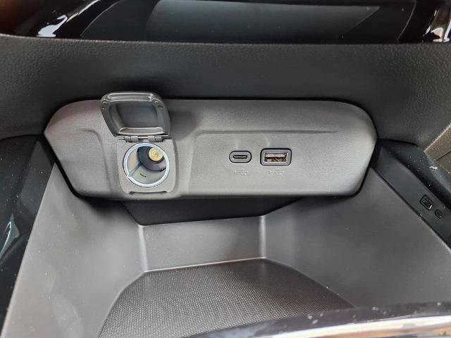New 2026 Chevrolet Trax LT w/ Driver Confidence Package FWD image 31