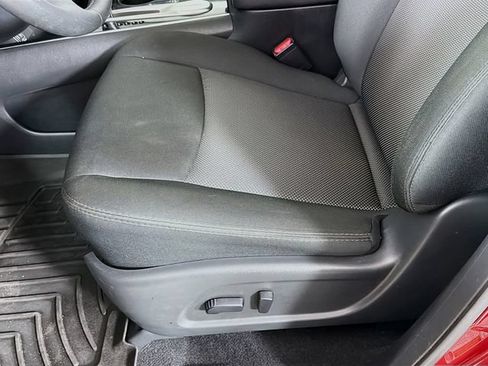 Used 2020 Nissan Pathfinder SV FWD image 23