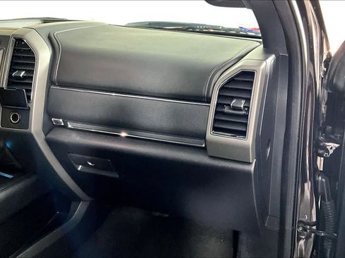 Used 2021 Ford Expedition Max XLT image 18