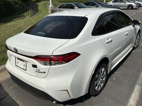 Used 2024 Toyota Corolla LE FWD image 7