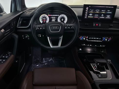 Used 2023 Audi Q5 e Premium Plus w/ Premium Plus Package AWD/4WD image 30