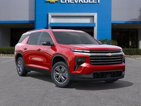 New 2026 Chevrolet Traverse LT image 7