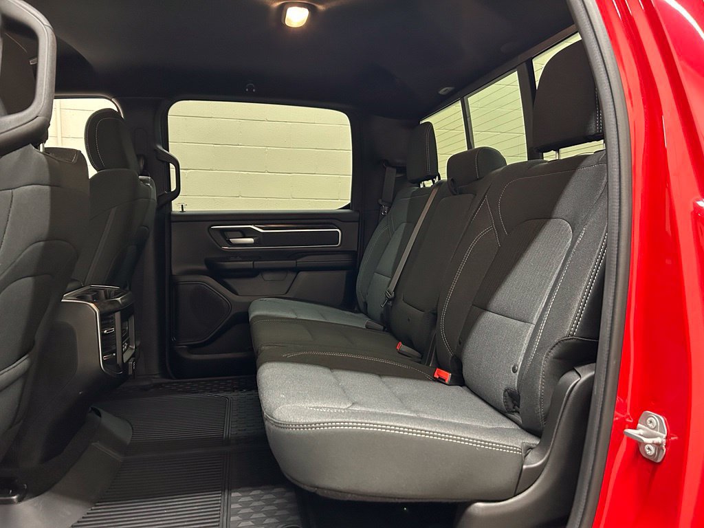 Used 2019 RAM 1500 Big Horn AWD/4WD image 9