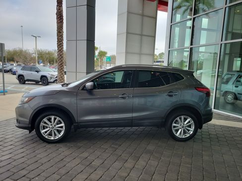 Used 2019 Nissan Rogue Sport SV image 3