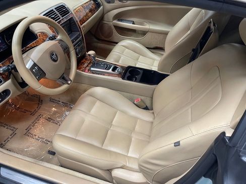 Used 2007 Jaguar XK Convertible image 18