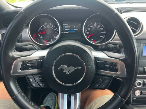 Used 2020 Ford Mustang GT RWD image 35