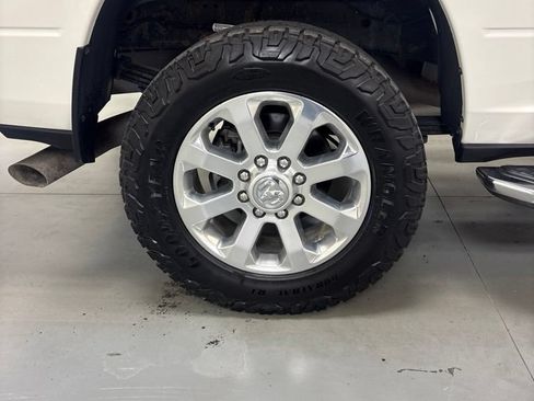 Used 2024 RAM 3500 Laramie w/ Sport Appearance Package AWD/4WD image 32
