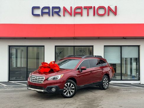 Used 2017 Subaru Outback 2.5i Limited image 2