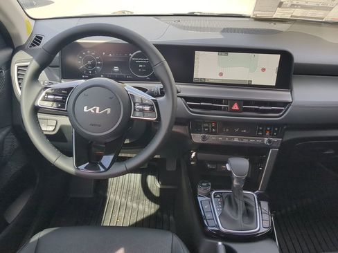 New 2026 Kia Seltos EX image 13
