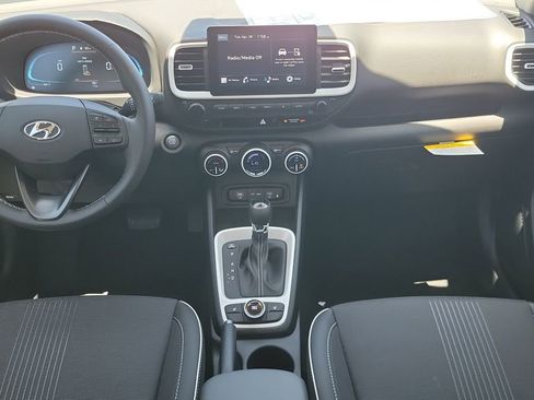 New 2026 Hyundai Venue SEL FWD image 11