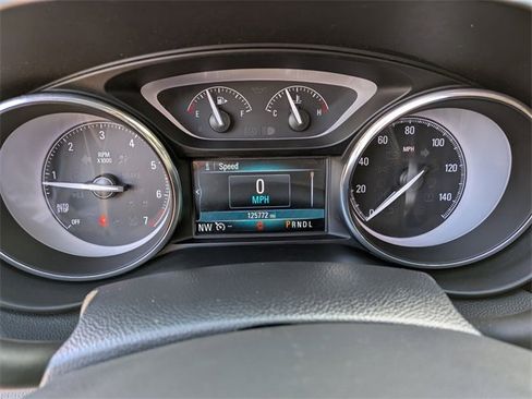 Used 2019 Buick Envision Essence image 16