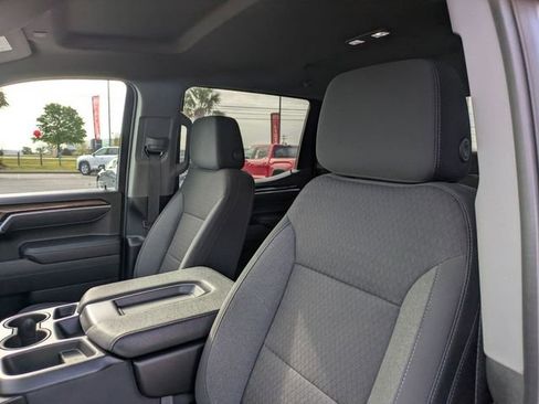 Used 2025 Chevrolet Silverado 1500 LT RWD image 14