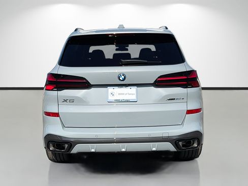 New 2026 BMW X5 xDrive50e w/ Executive Package AWD/4WD image 4