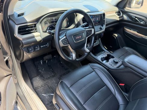 Used 2022 GMC Acadia Denali w/ Denali Ultimate Package FWD image 14