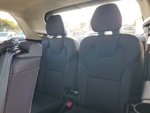 Used 2023 Volvo XC90 B6 Plus w/ Protection Package Premier image 16