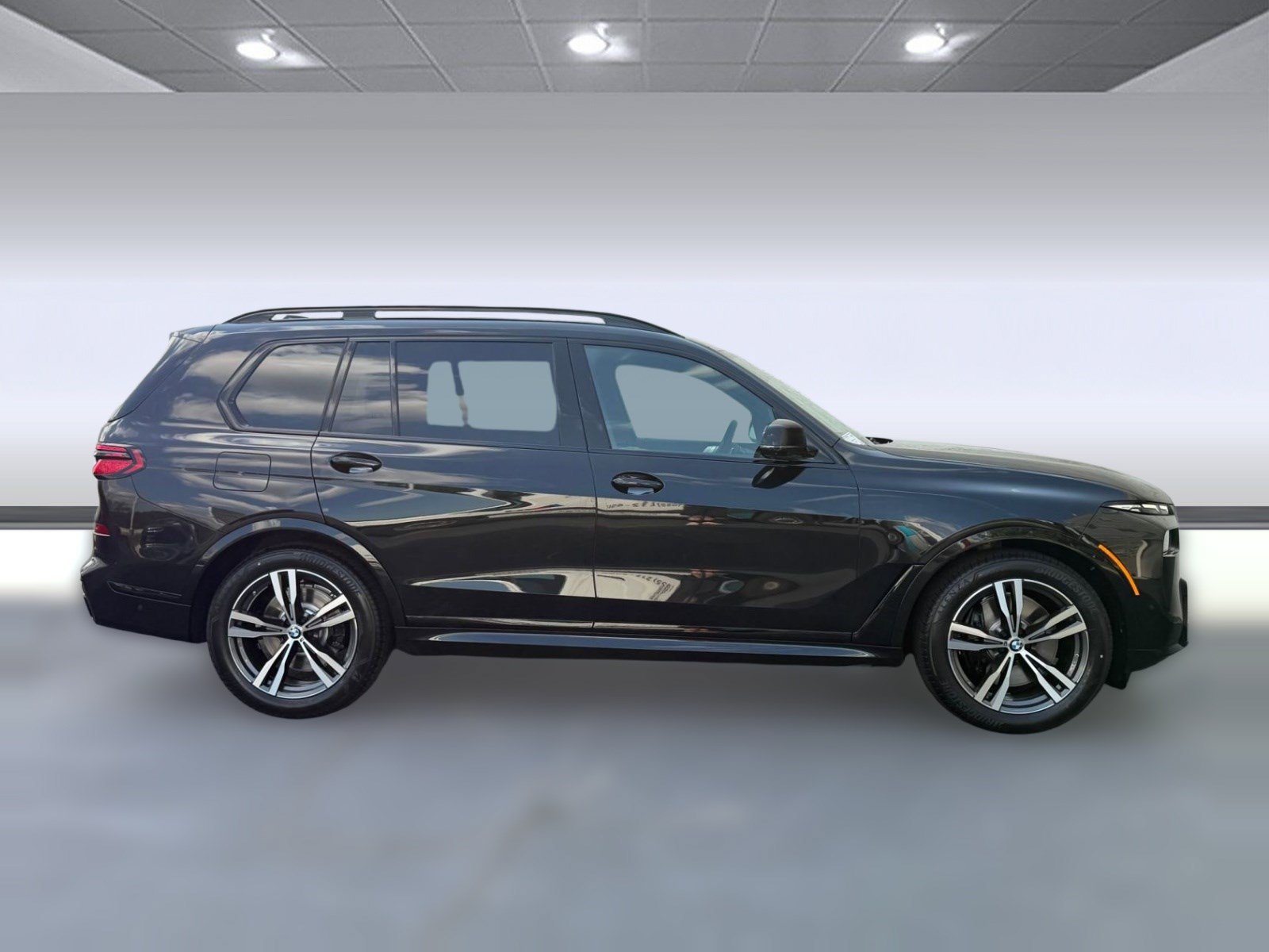 Used 2027 BMW X7 xDrive40i w/ M Sport Package AWD/4WD image 8