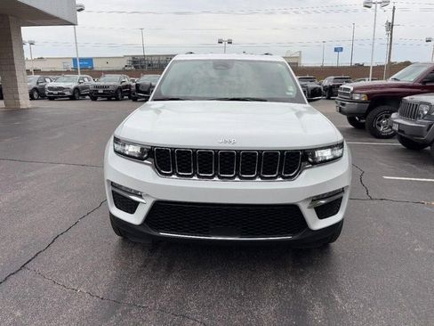 Used 2022 Jeep Grand Cherokee Limited image 9