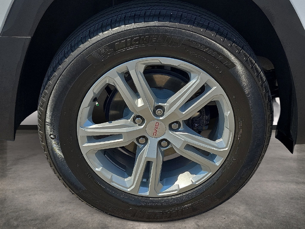 Used 2024 GMC Terrain SLE FWD image 7