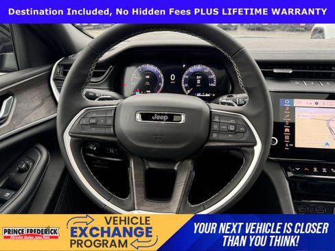 New 2026 Jeep Grand Cherokee Altitude AWD/4WD image 18