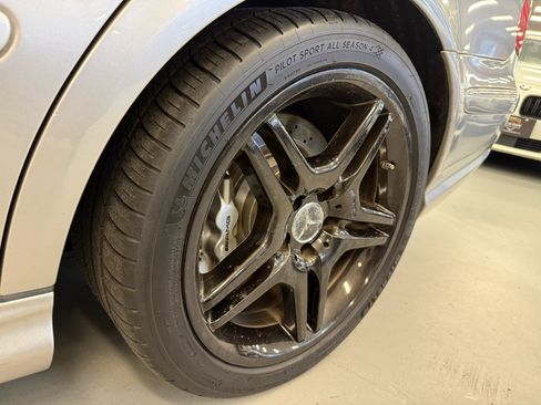 Used 2004 Mercedes-Benz E 55 AMG Sedan image 21