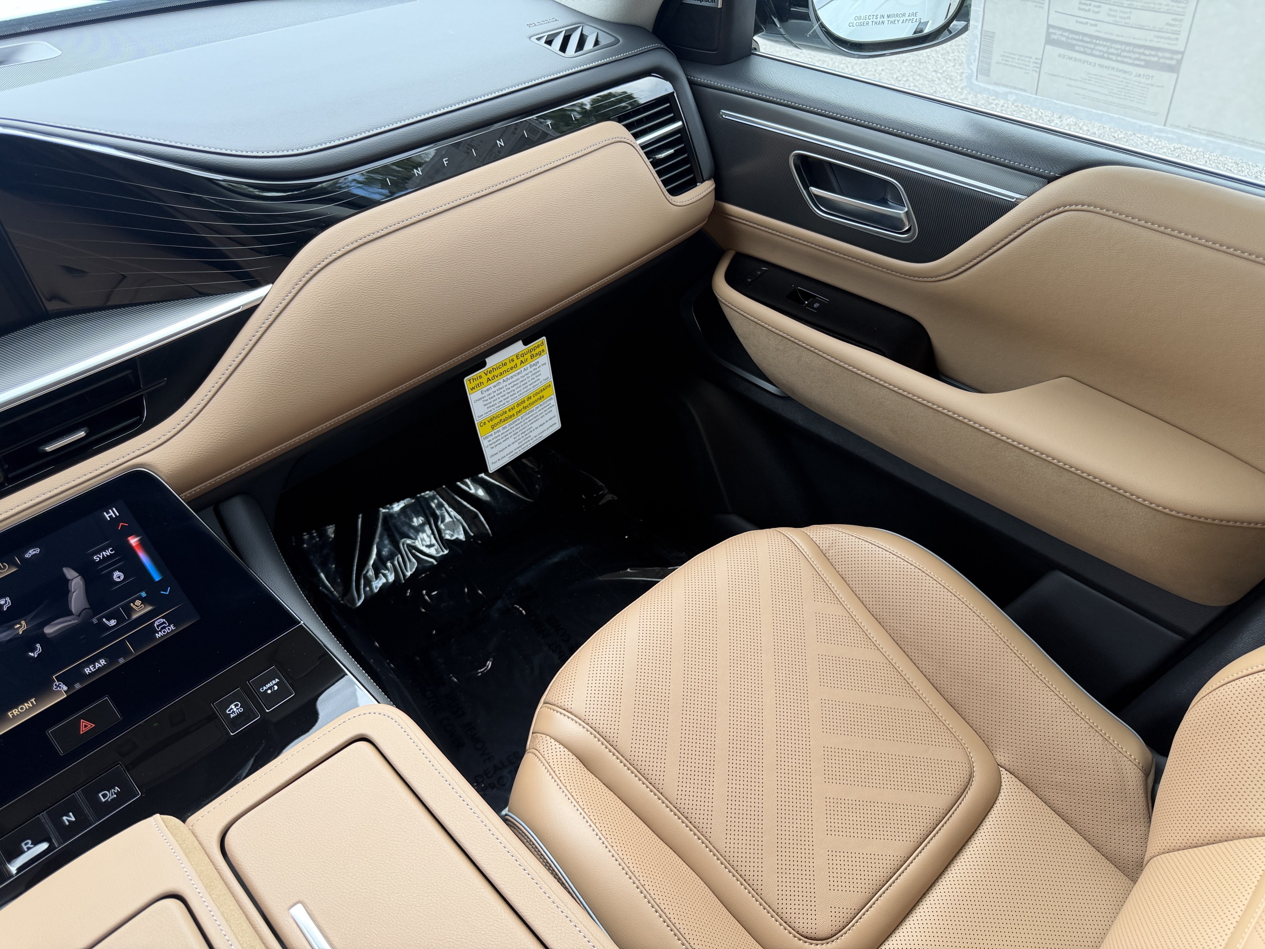 New 2027 INFINITI QX80 Luxe w/ Cargo Package RWD image 17