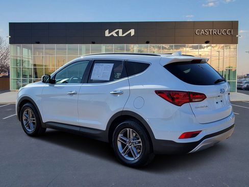 Used 2017 Hyundai Santa Fe Sport image 3