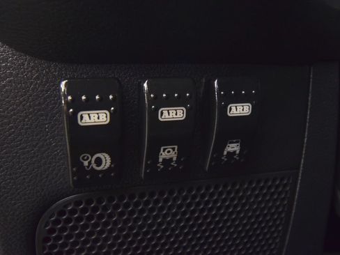 Used 2016 Jeep Wrangler Unlimited Sahara AWD/4WD image 35