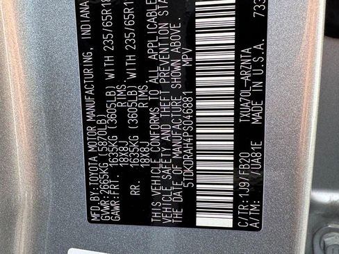 Used 2023 Toyota Highlander FWD image 24