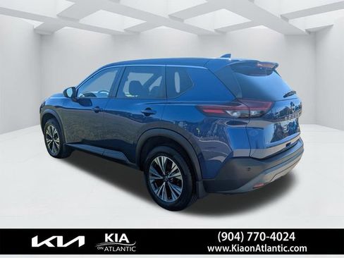 Used 2023 Nissan Rogue SV FWD image 5