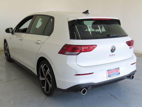 New 2026 Volkswagen GTI SE image 7