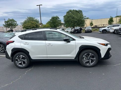 Used 2026 Subaru Crosstrek 2.0i Premium AWD/4WD image 2