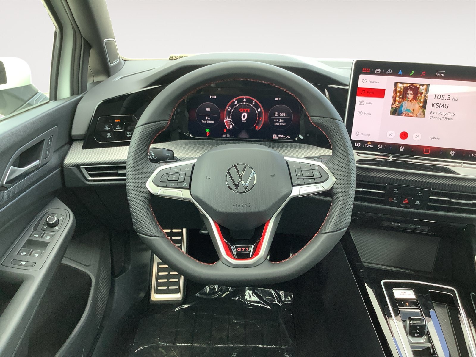 New 2026 Volkswagen GTI SE FWD image 15