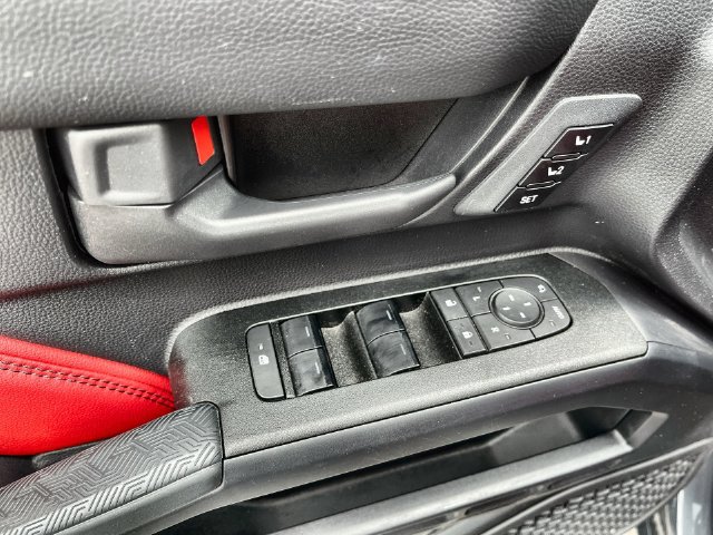 Used 2025 Toyota 4Runner TRD Pro AWD/4WD image 18